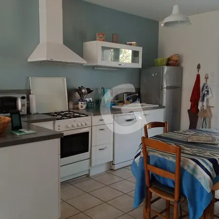 Maison De Pour 6 A Sur - Fr-1-194-406 Casa de Férias
